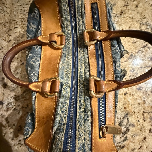 Louis Vuitton Blue and Brown Shoulder Bag with Monogram - Picture 14 of 16